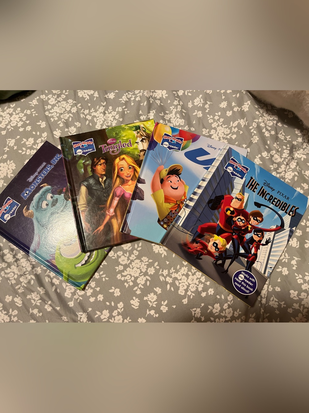 Disney books. Story Reader me reader. 4 book set. Kids, great for learning.